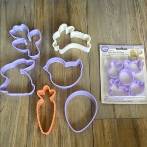 NWOT Easter Cookie Cutters